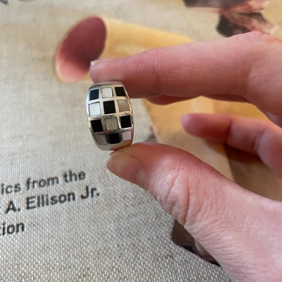 Black Onyx and MOP Silver Ring - Picture 3 of 5